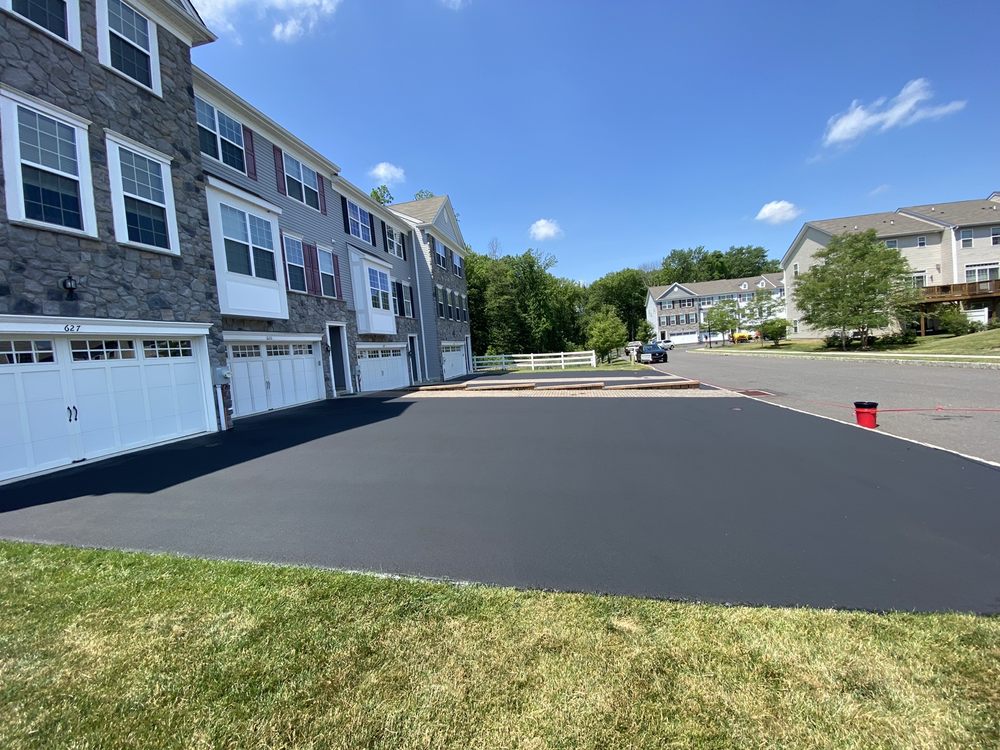 Platinum Paving & Sealcoating
