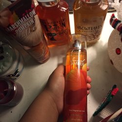 bath body works 13 reviews cosmetics beauty supply 22500 bath and body works moreno valley mall