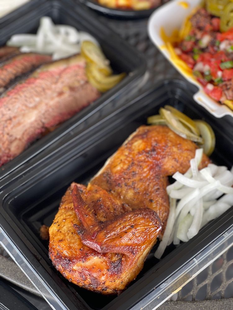 Yearby's BBQ & Waterice