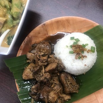 kuya ian s bistro 77 photos 41 reviews filipino 6863 flags photo of kuya ian s bistro columbus oh united states chicken adobo