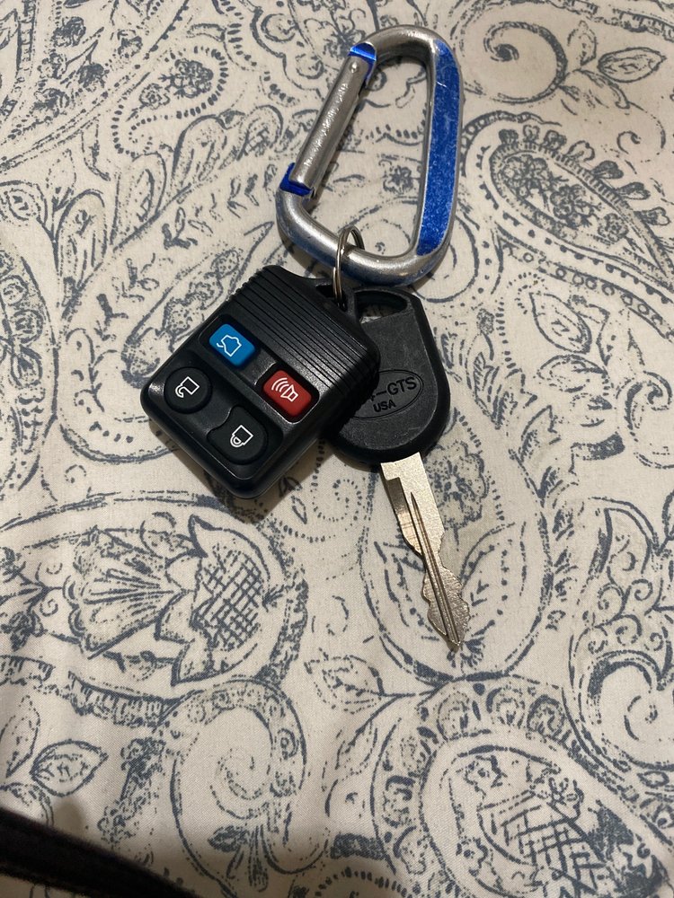 Girl Locksmith Andy