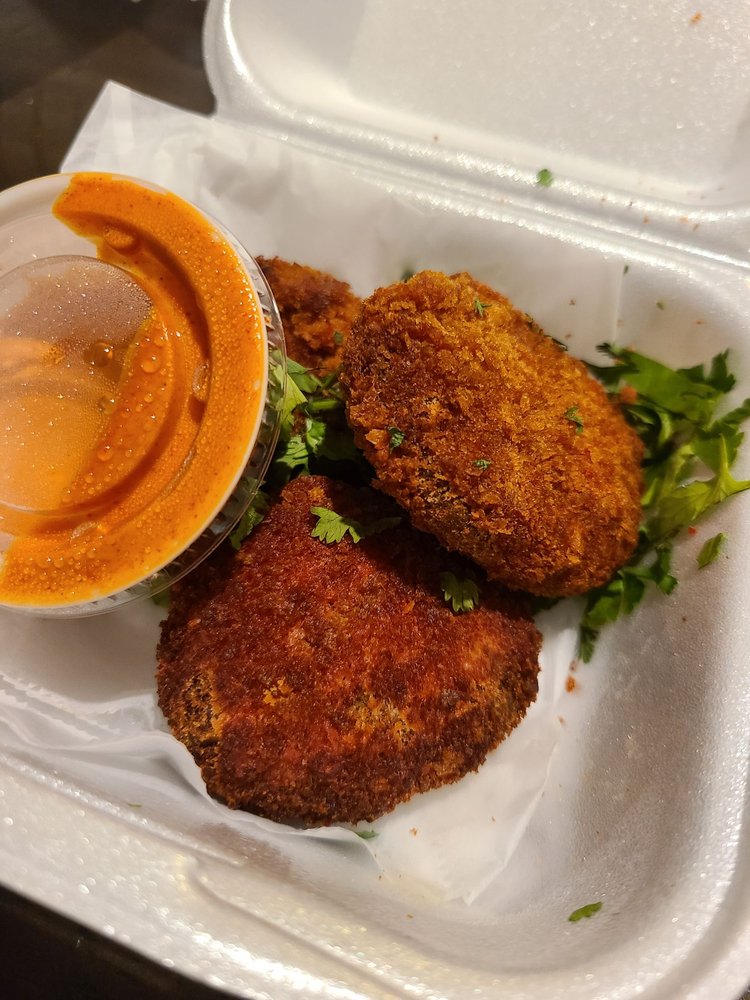 King And Cardinal Burger Joint - Little Elm King And Cardinal Burger Joint - Little Elm