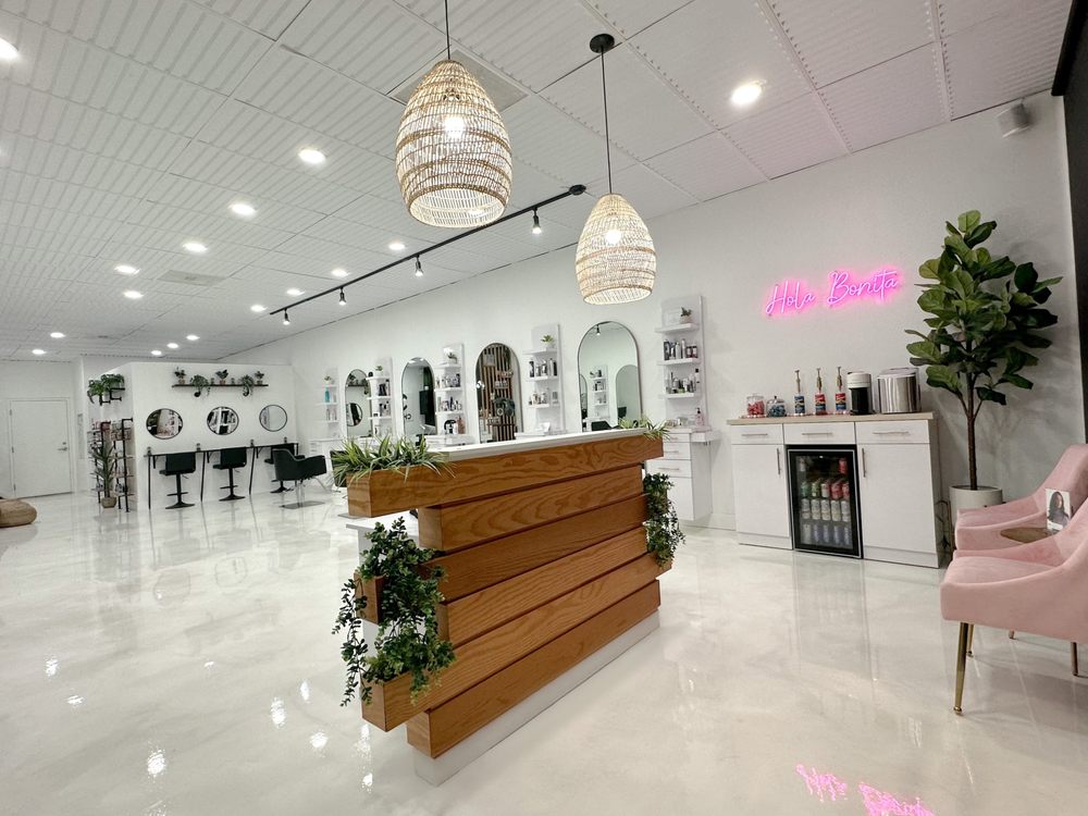 Unico Hair Studio