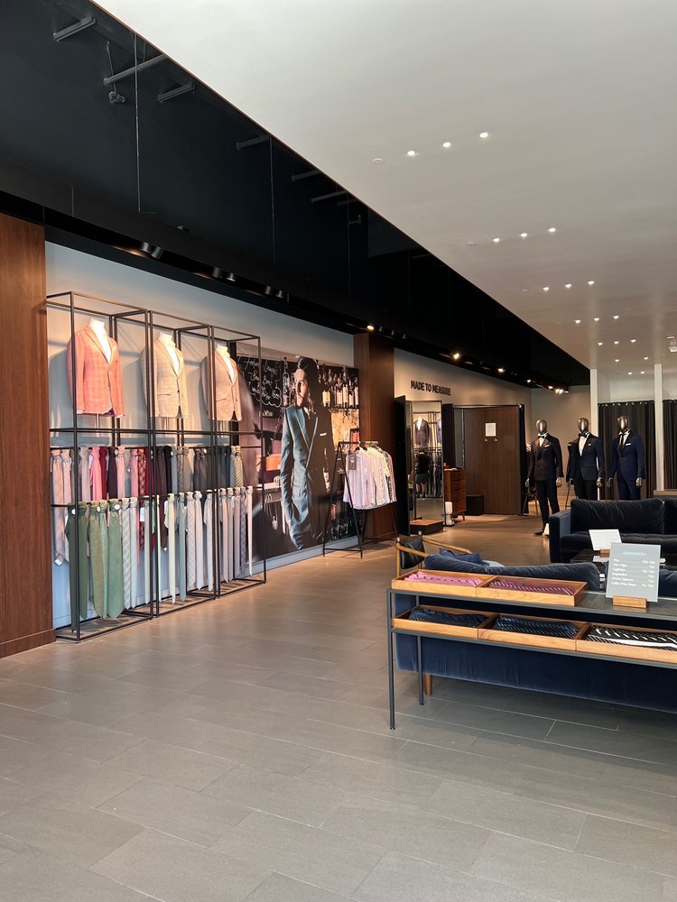 Indochino