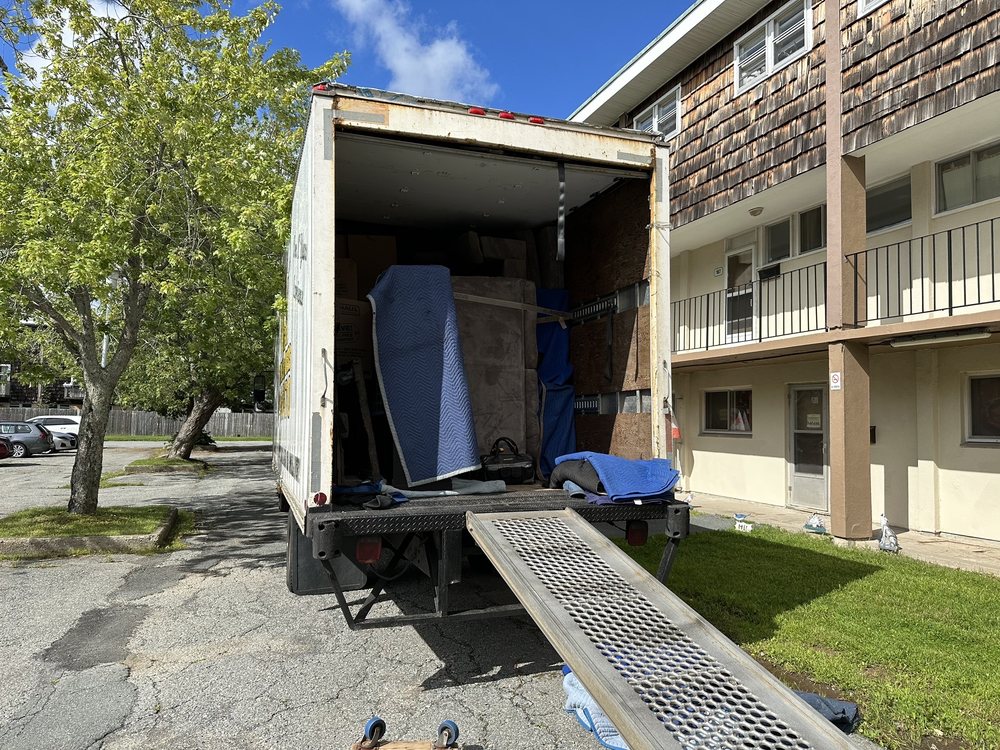 Gentle Giant Movers and Delivery Services
