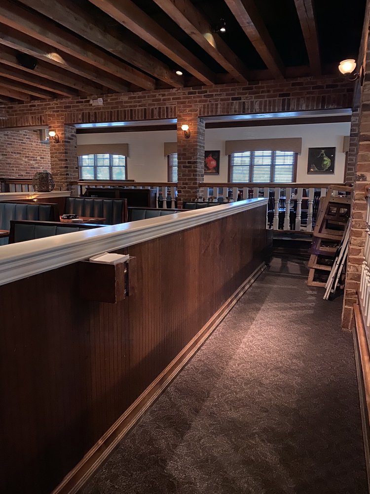 Austin's Restaurant & Bar