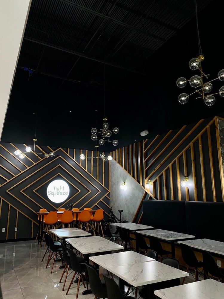 Tight Squeeze Juice Bar