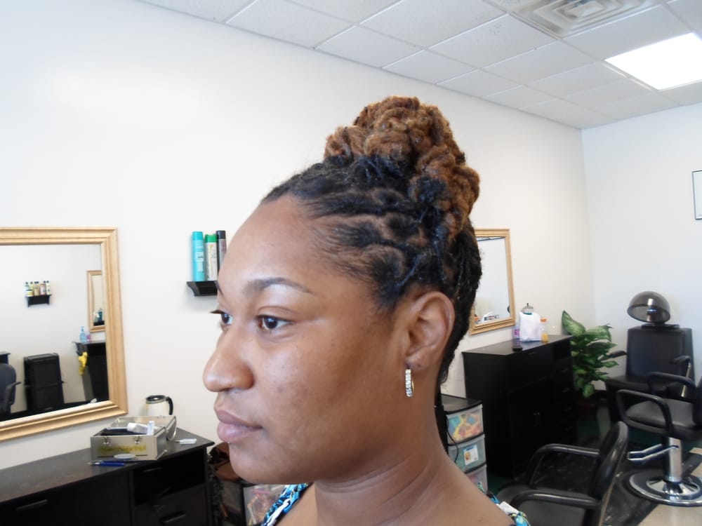 Xclusive Hair Designs & Hair Loss Clinic