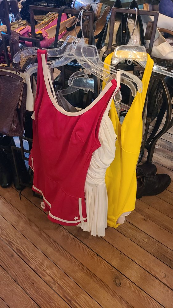 Putting on the Ritz/Buy Vintage