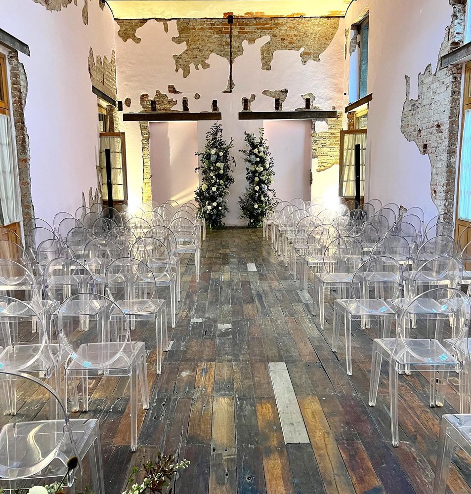Nicoella Event Design & DJing