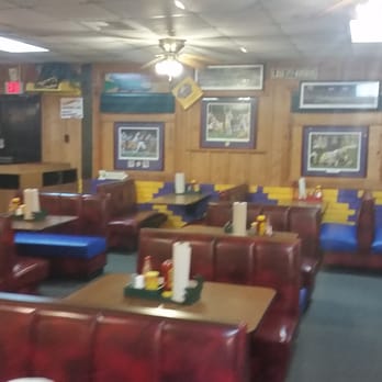 Fausto S Family Restaurant 58 Photos 51 Reviews Seafood Photo Of Fausto S Family Restaurant Kinder La United States Dining Area