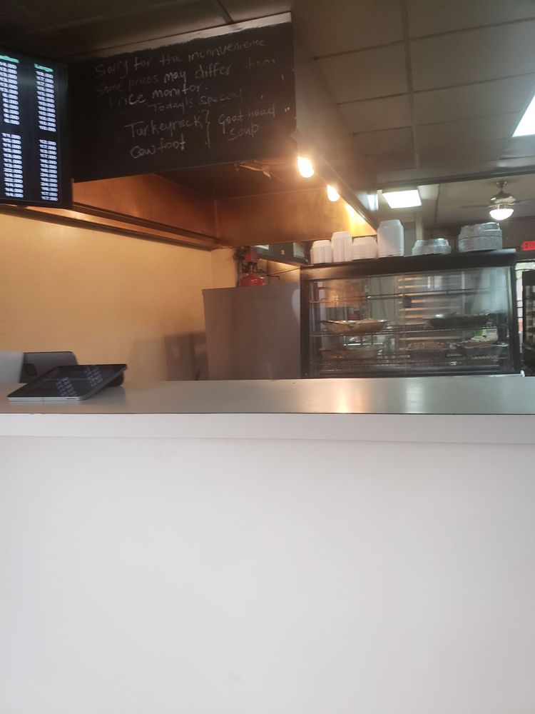 Shana's Caribbean Cafe