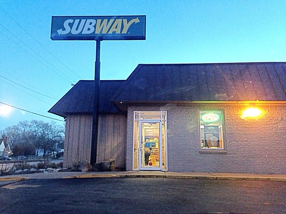 Subway Fast Food 7254 N 30th St, North Omaha, Omaha, NE