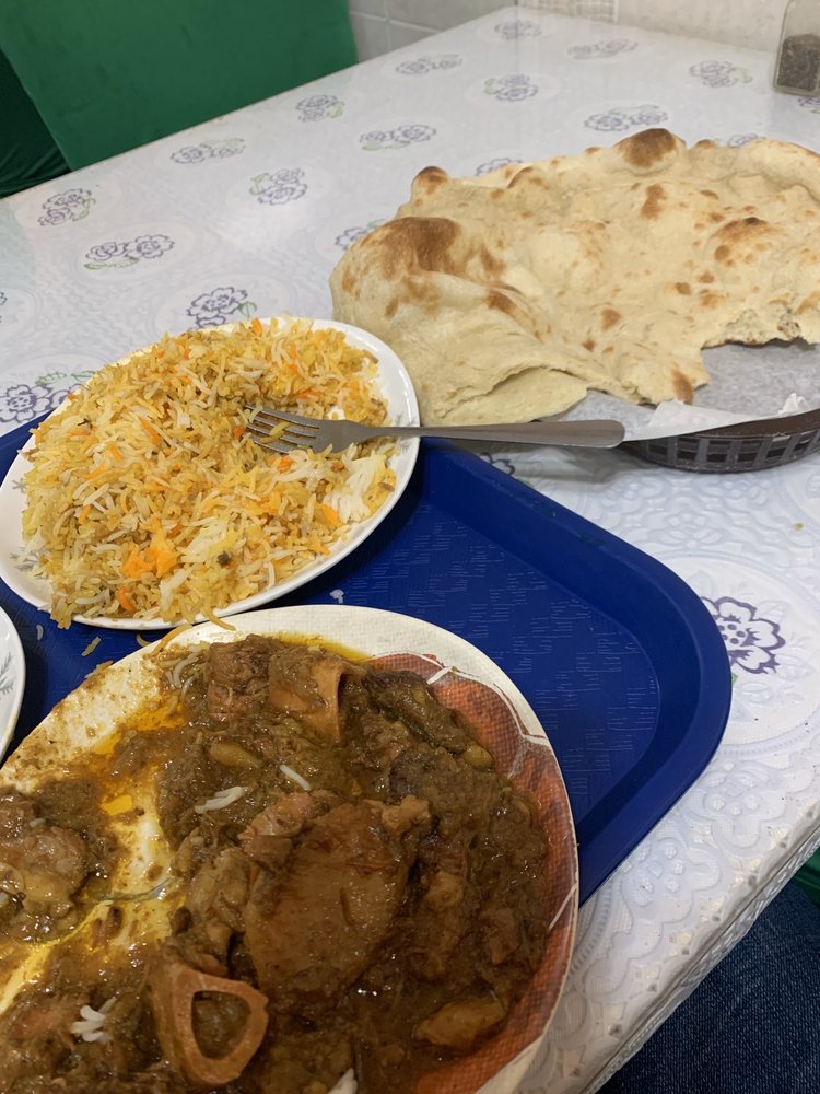 Tabaq Restaurant