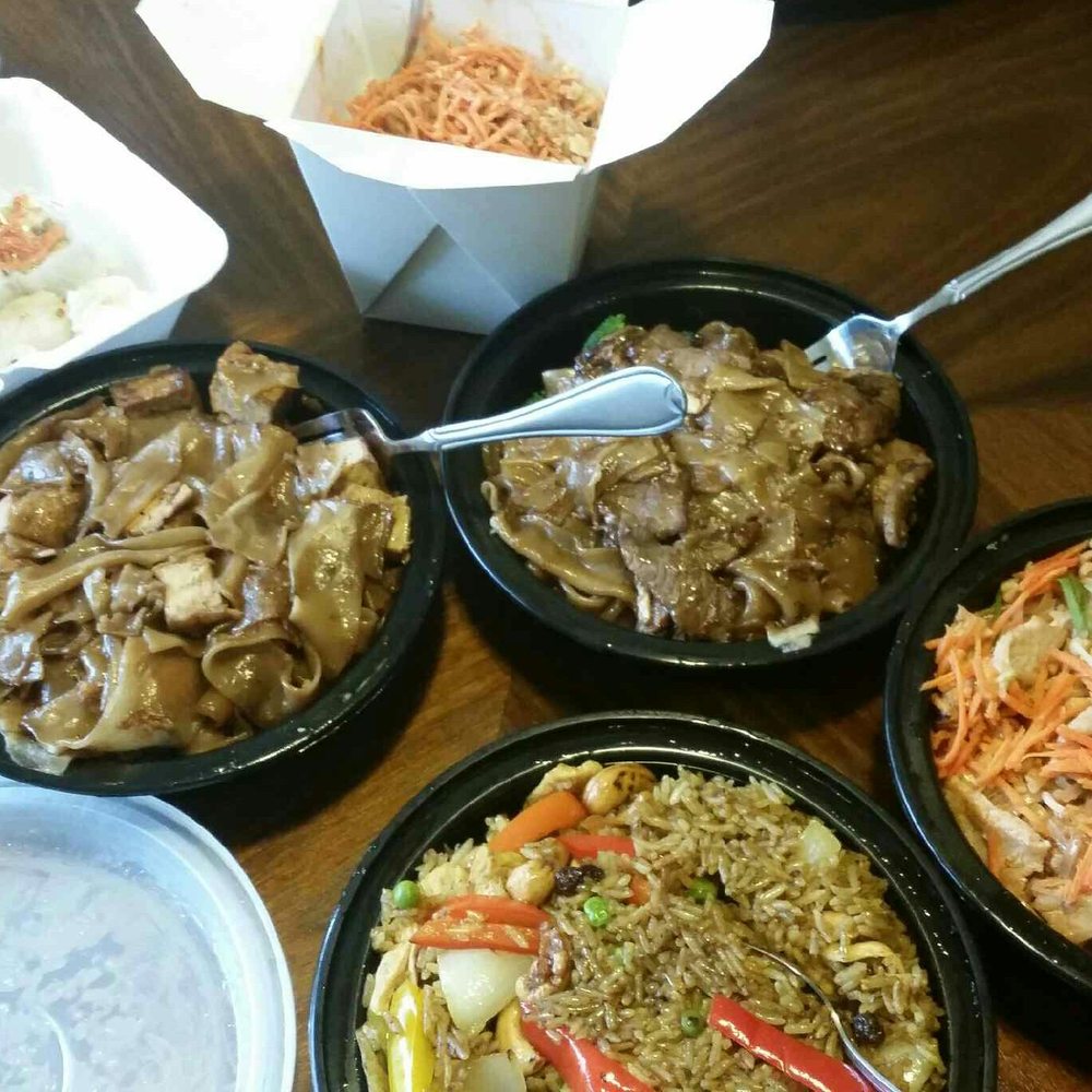 Green Peapod 91 Photos & 168 Reviews Thai 1225 N Green St
