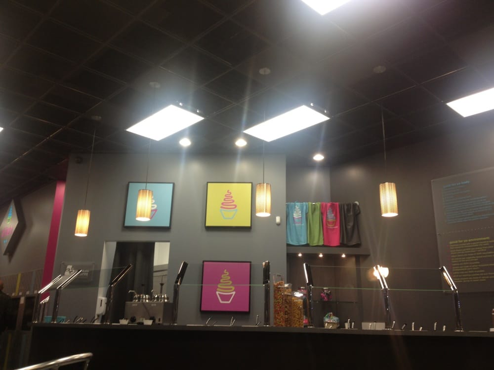 di'lishi frozen yogurt bar