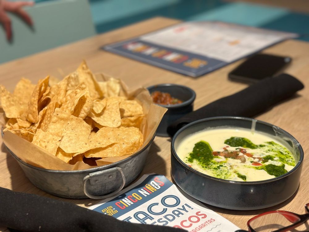 Cinco Ninos Cinco Ninos