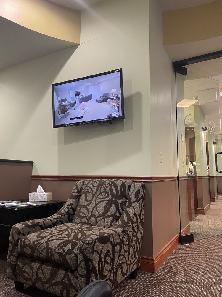 image of business Capstone Family Dentistry