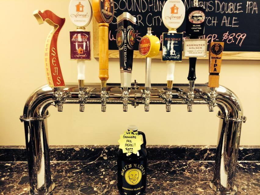 Walt's Lynwood Center Market