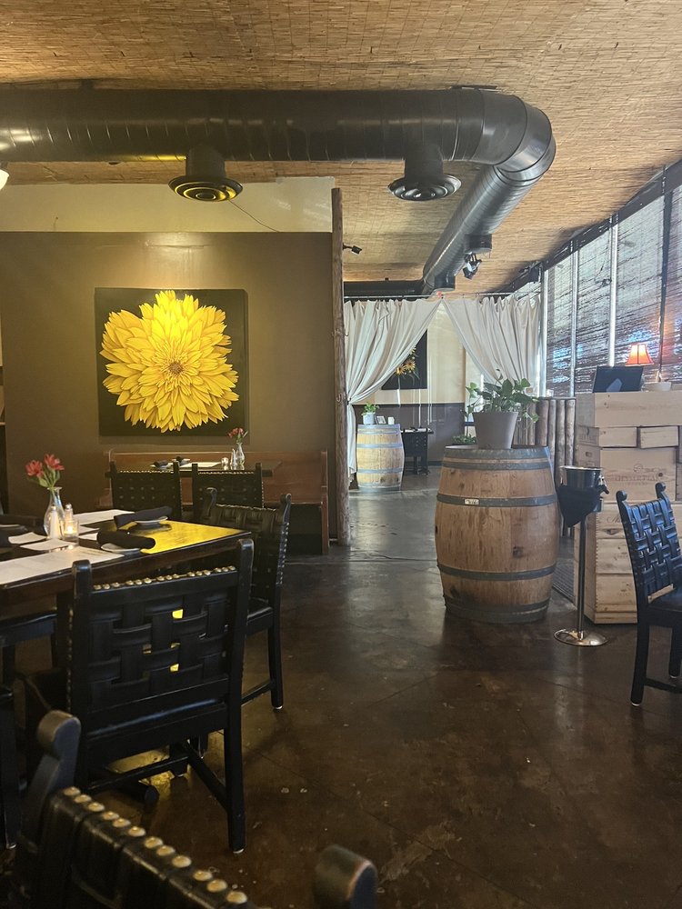 Aventinos Italian Restaurant