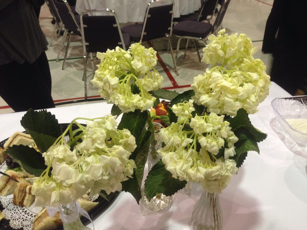 Sonya’s Flowers 1459 Main Street Florists Winnipeg, MB, Canada