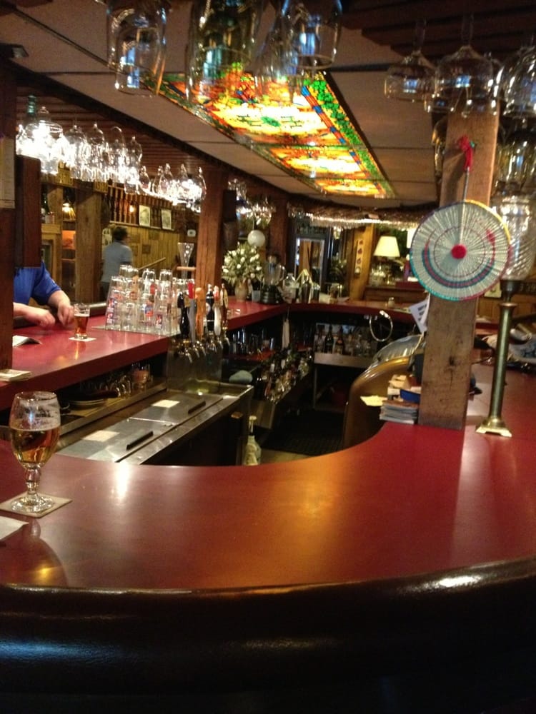 Newburg Inn 12 Photos & 23 Reviews Seafood 4357 Newburg Rd