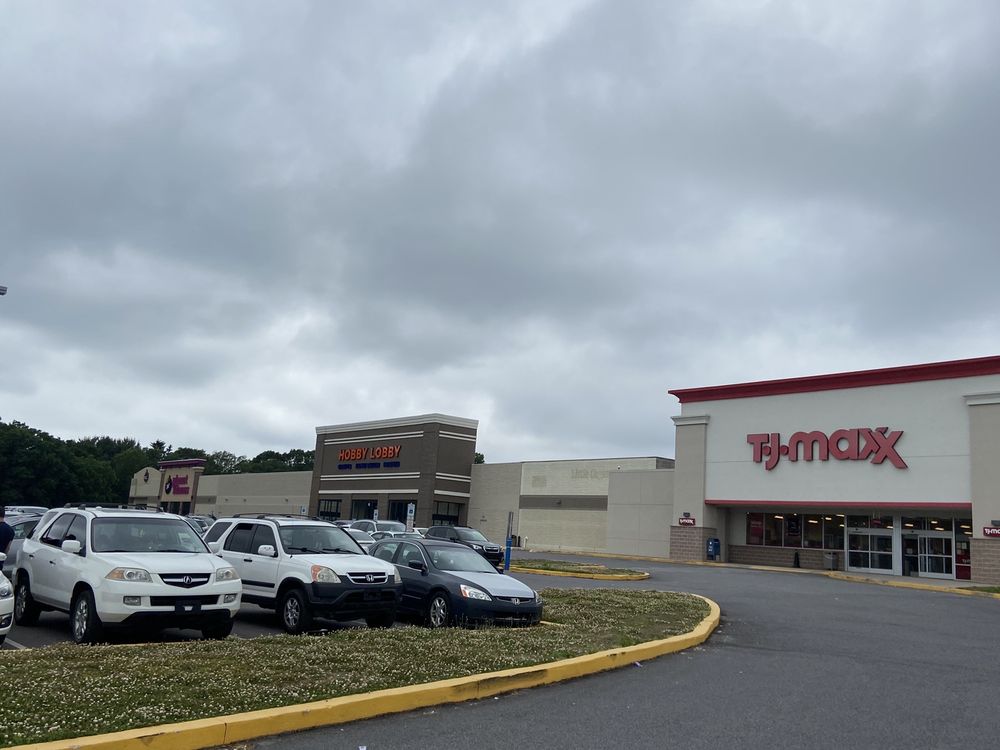 Laurel Mall