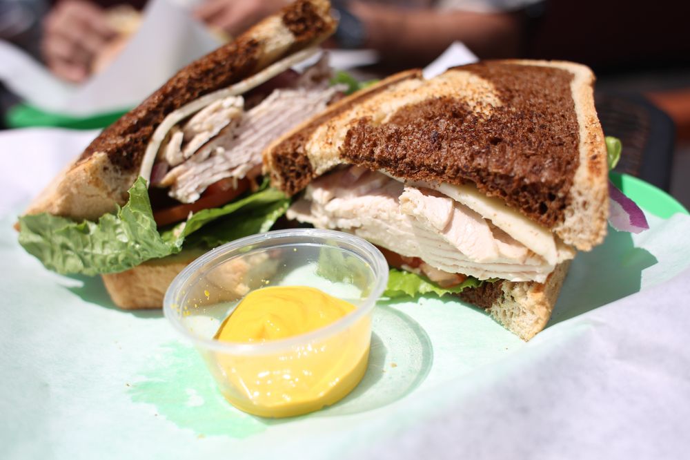 Mundos Sandwich & Burger House