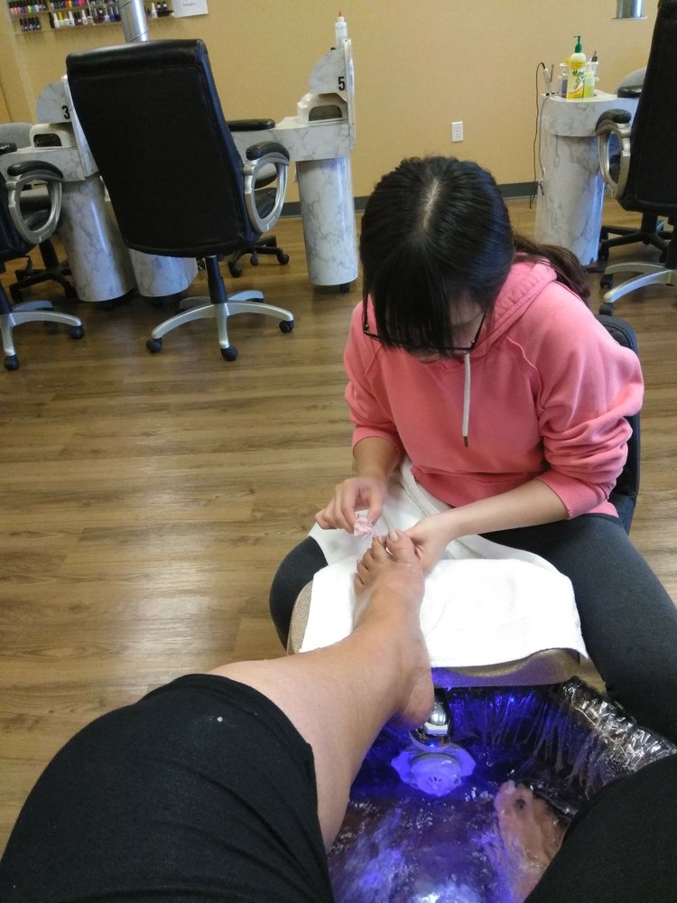 Rosy Nails 20 Reviews Nail Salons 32225 Pacific Hwy S, Federal