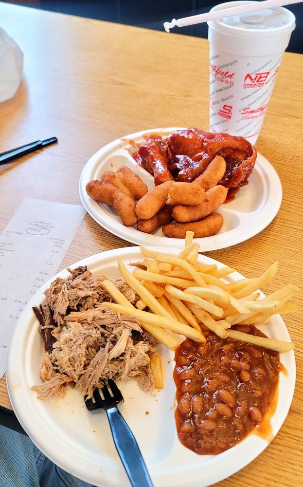 Smithfield's Chicken 'N Bar-B-Q