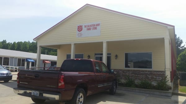 Oxford Tire Oxford Ms >> Salvation Army Thrift Stores 2649 West Oxford Lp Oxford Oxford Tire Oxford Ms >> Salvation Army Thrift Stores 2649 West Oxford Lp Oxford