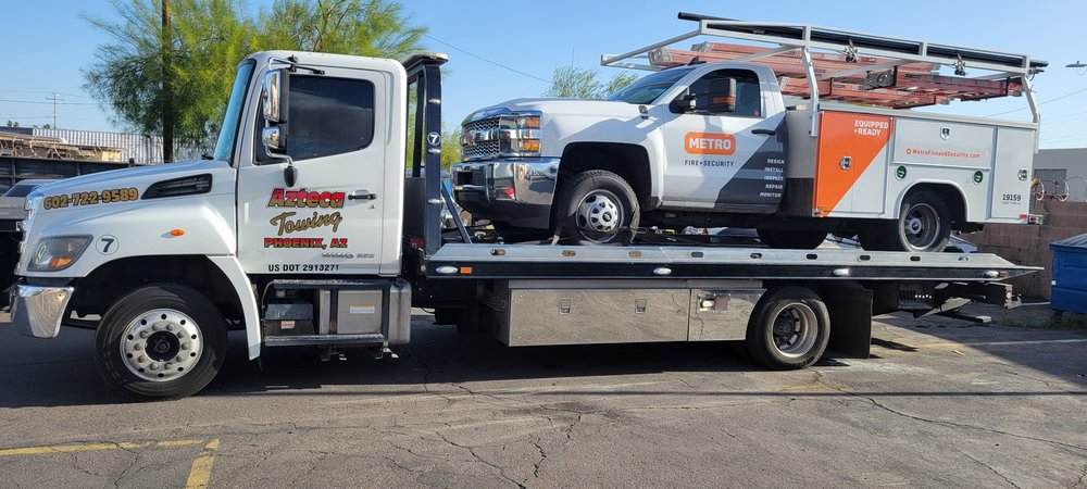 Azteca Towing