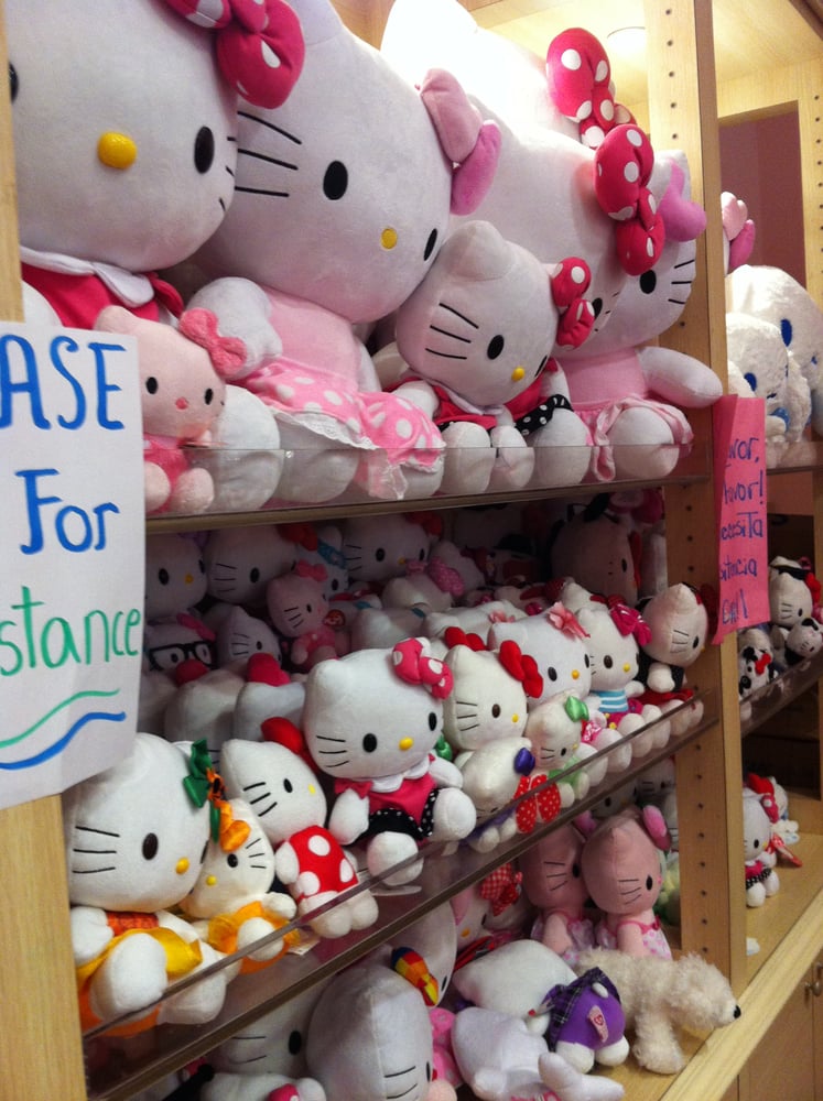 Sanrio CLOSED Toy Stores 19575 Biscayne Blvd, Aventura, FL