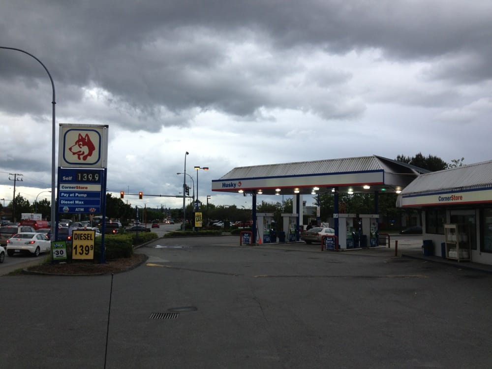 Willowbrook Mohawk Gas Stations 6295 200Th Street, Langley, BC