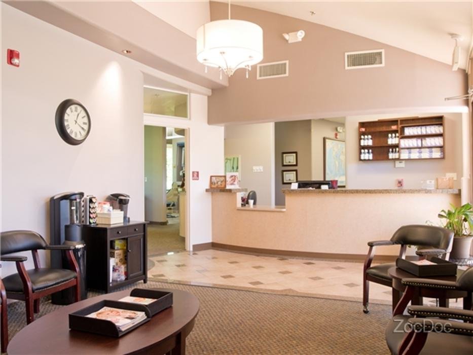 image of business Johnny L Smith, DMD