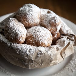 Best Restaurants Near Staples Center Carroll Ave Los Angeles Freddy Small S Bar And Kitchen