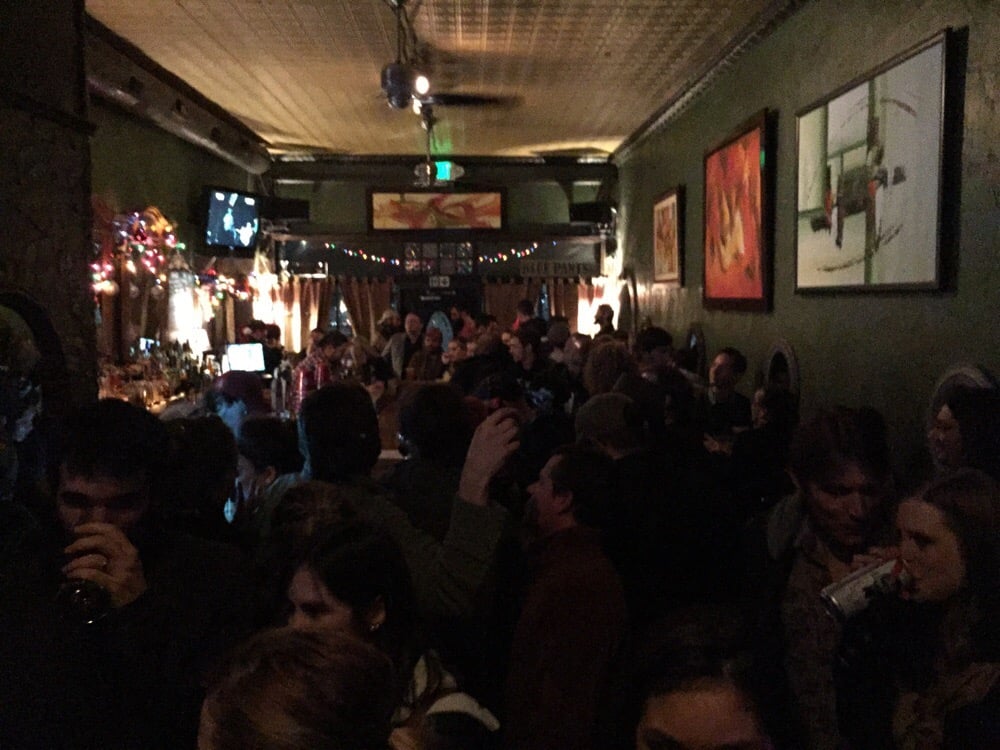 Alcove 20 Photos & 39 Reviews Lounges 730 22nd Ave, Tuscaloosa