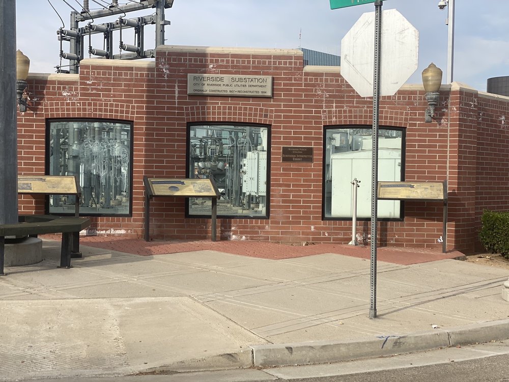Riverside - Downtown Metrolink Station