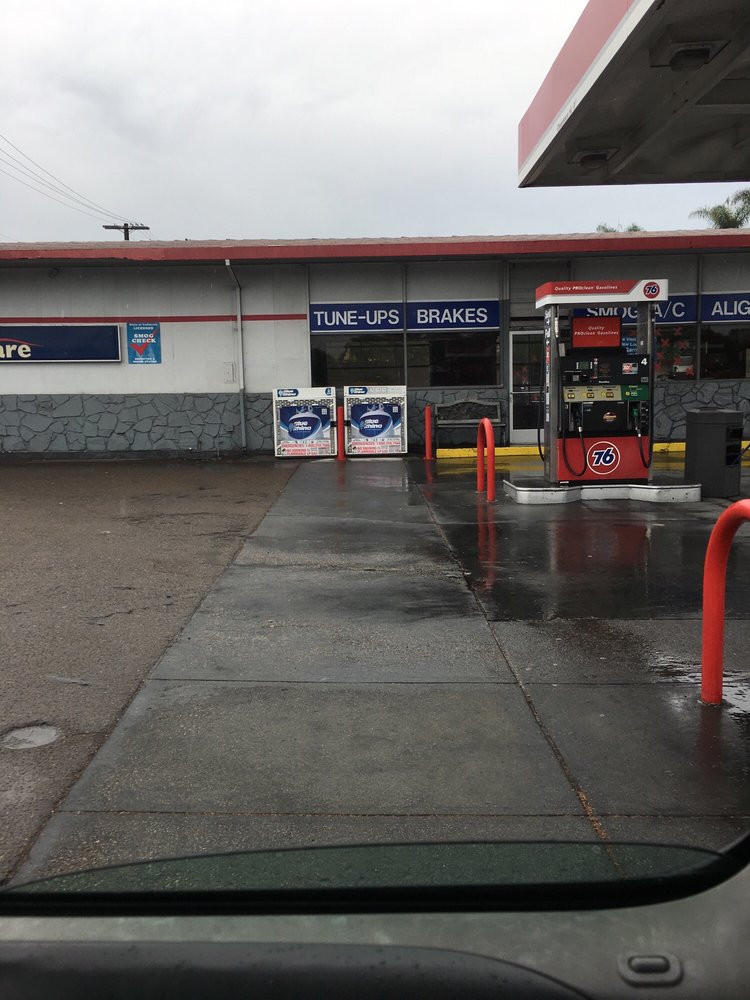 La Jolla Unocal 76 15 Reviews Gas Stations 801 Pearl St, La Jolla