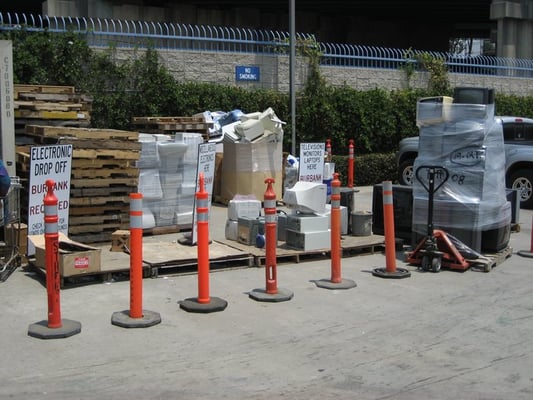 Burbank Recycling Center >> Burbank Recycle Center 500 S Flower St Burbank Ca Recycling Burbank Recycling Center >> Burbank Recycle Center 500 S Flower St Burbank Ca Recycling