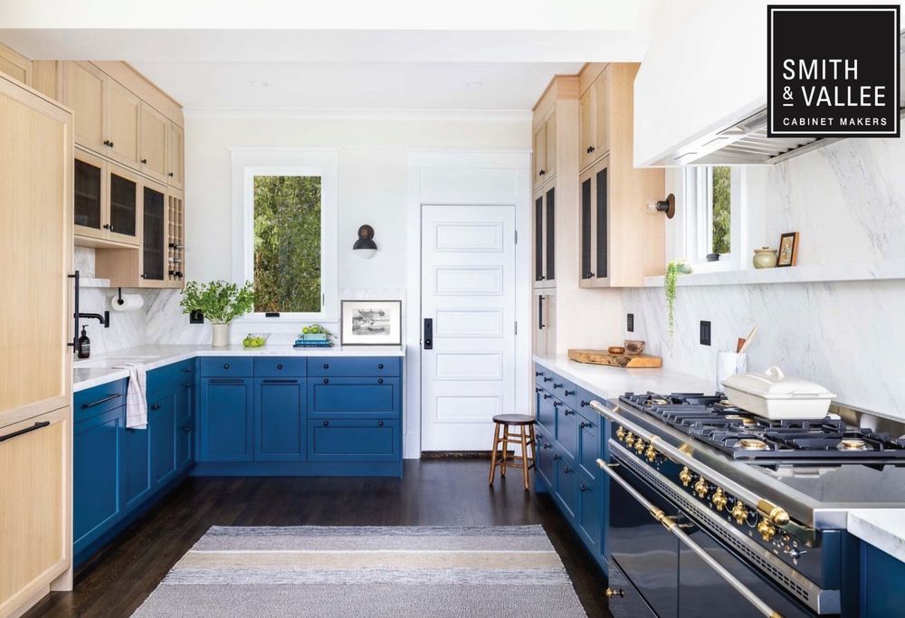 Smith & Vallee Cabinet Makers