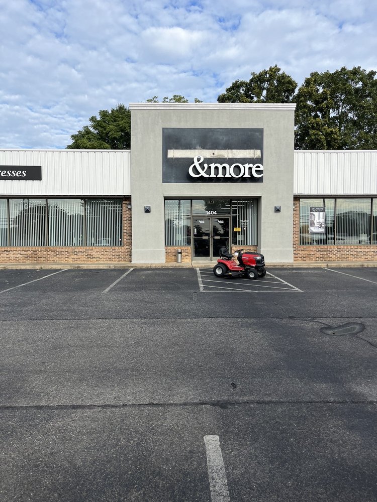 Badcock Home Furniture &more