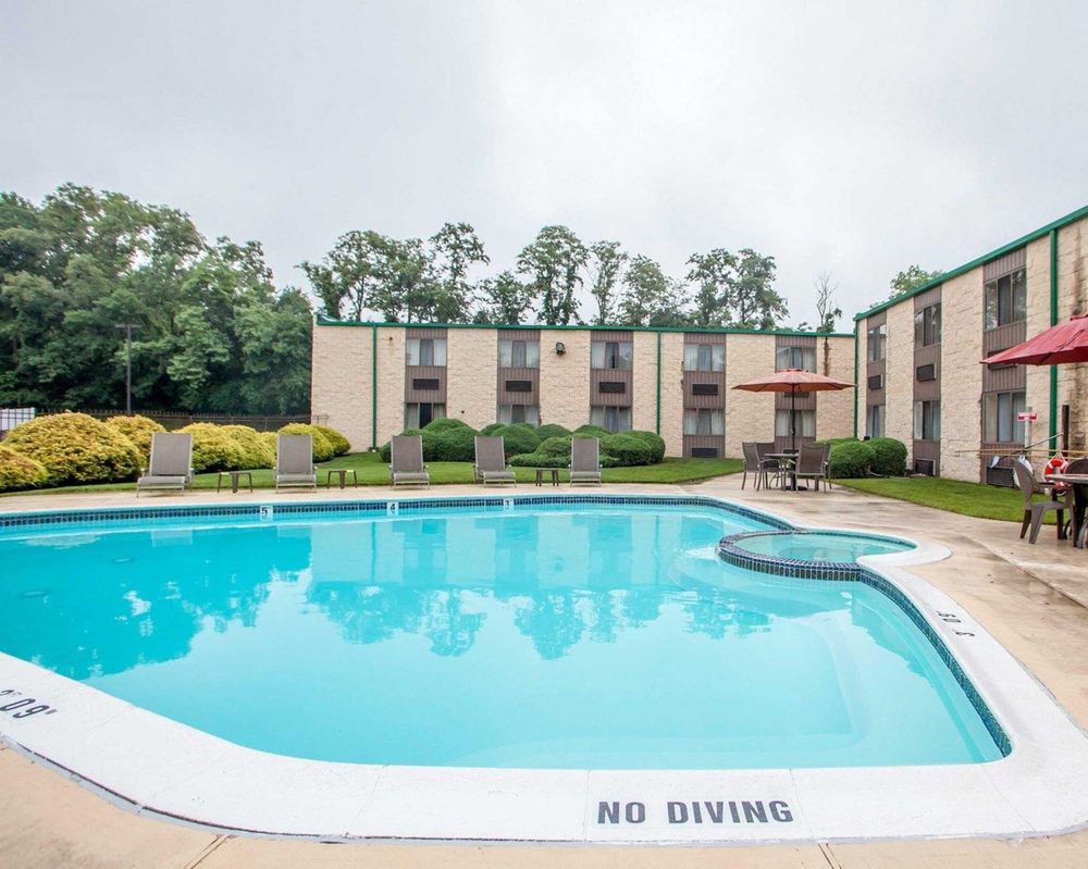 Quality Inn McGuire AFB Fort Dix near Bordentown 36 Photos & 21