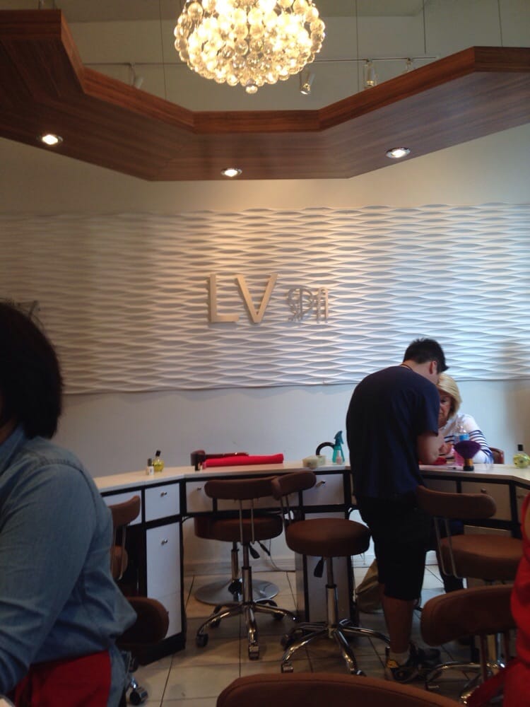 Ongles L & V
