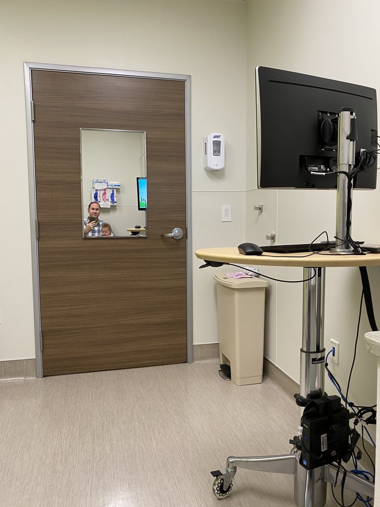 image of business Fisher Danelle, MD