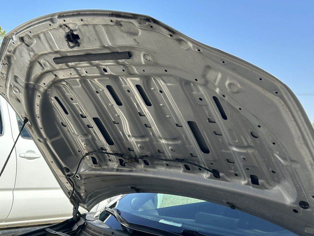 Andre's Auto Body & Paint