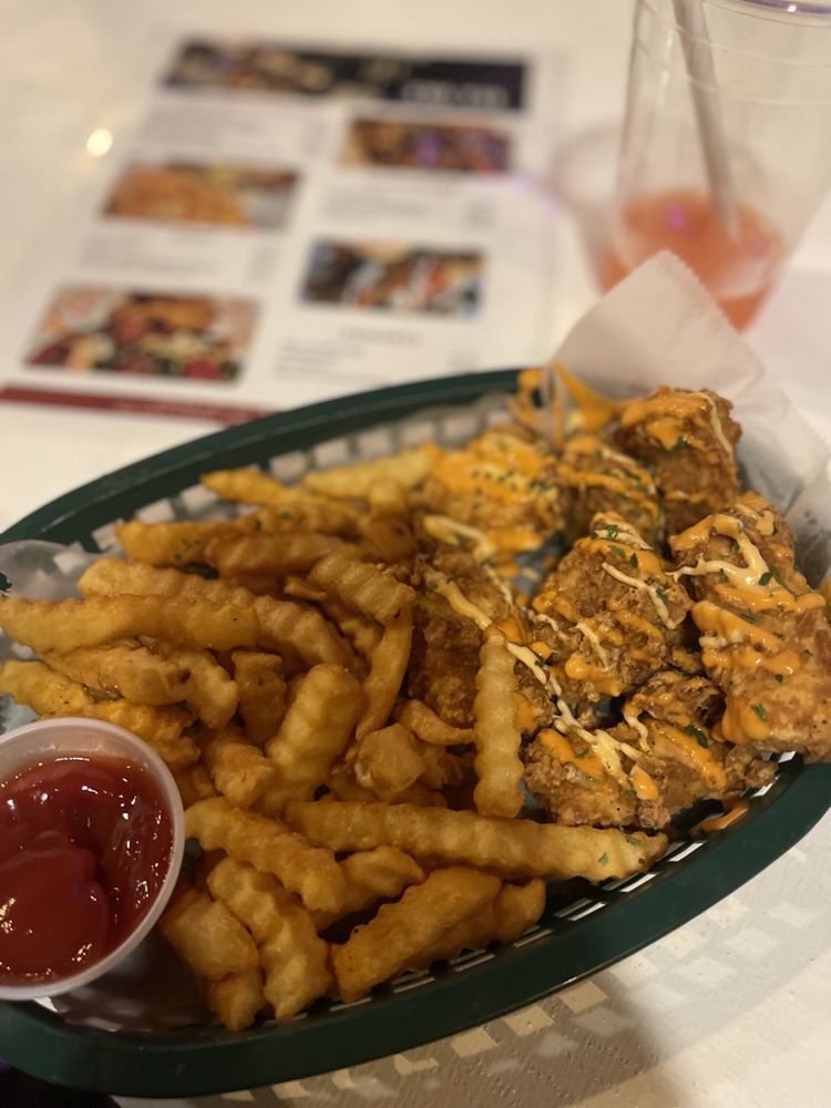 Truth Soulfood Restaurant and Lounge