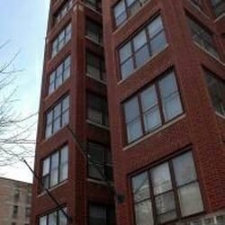 Parc Paris Apartments 941 W Carmen Ave Uptown Photo Of Parc Paris Apartments Chicago Il United States
