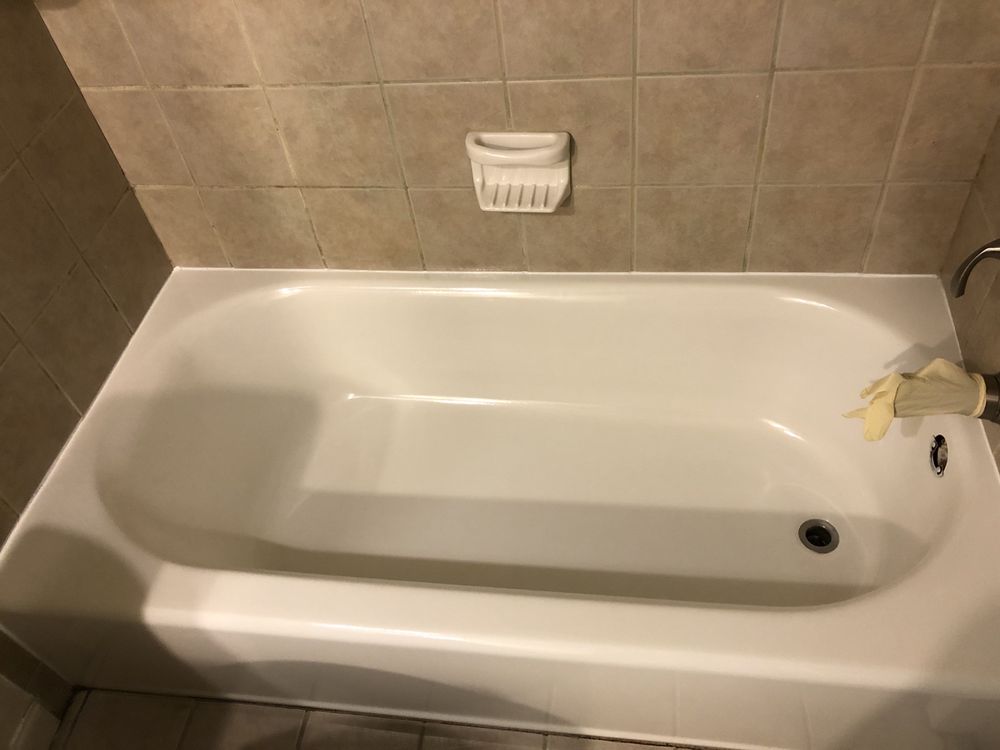 AK Bathtub Refinishing
