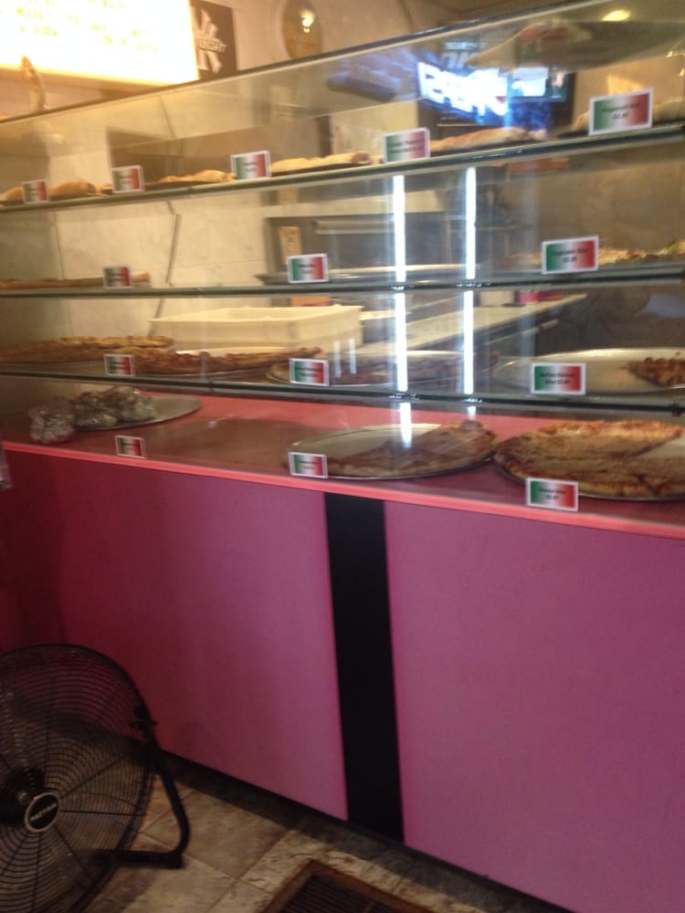 Paesans Pizza